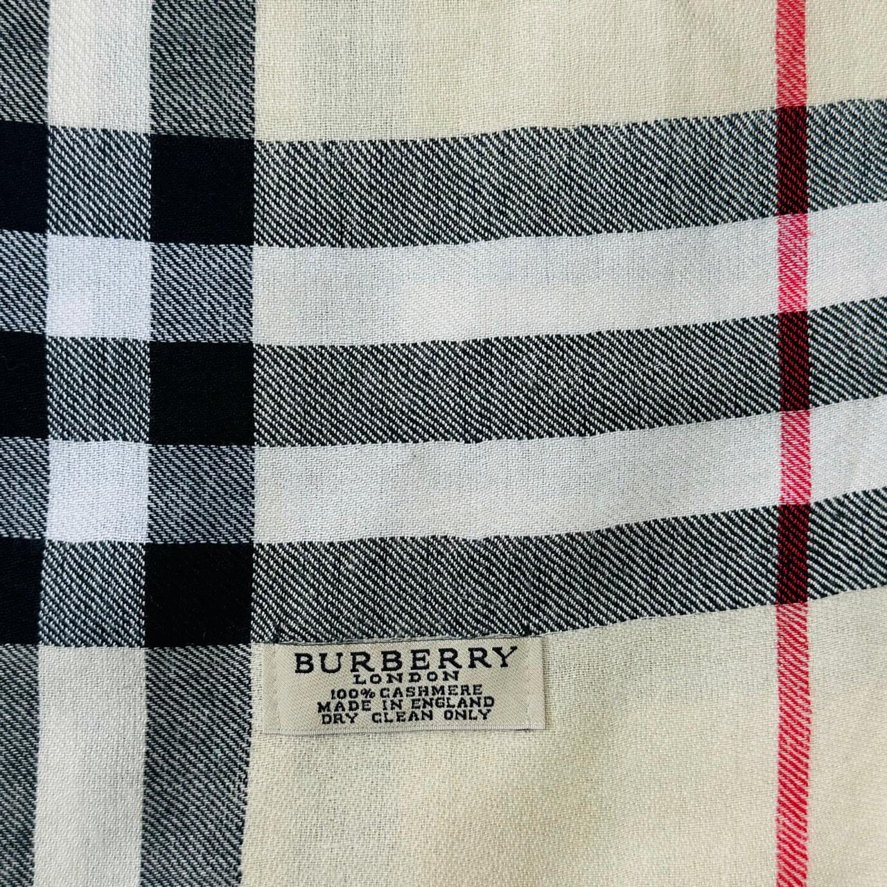 Burberry Off-White Nova Check Shawl - 100% Cashmere (0035)
