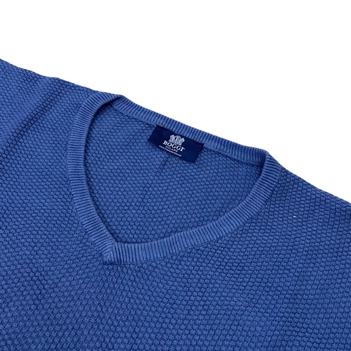 Boggi Blue Textured V-Neck Sweater | Luxurious Italian Knitwear | XL