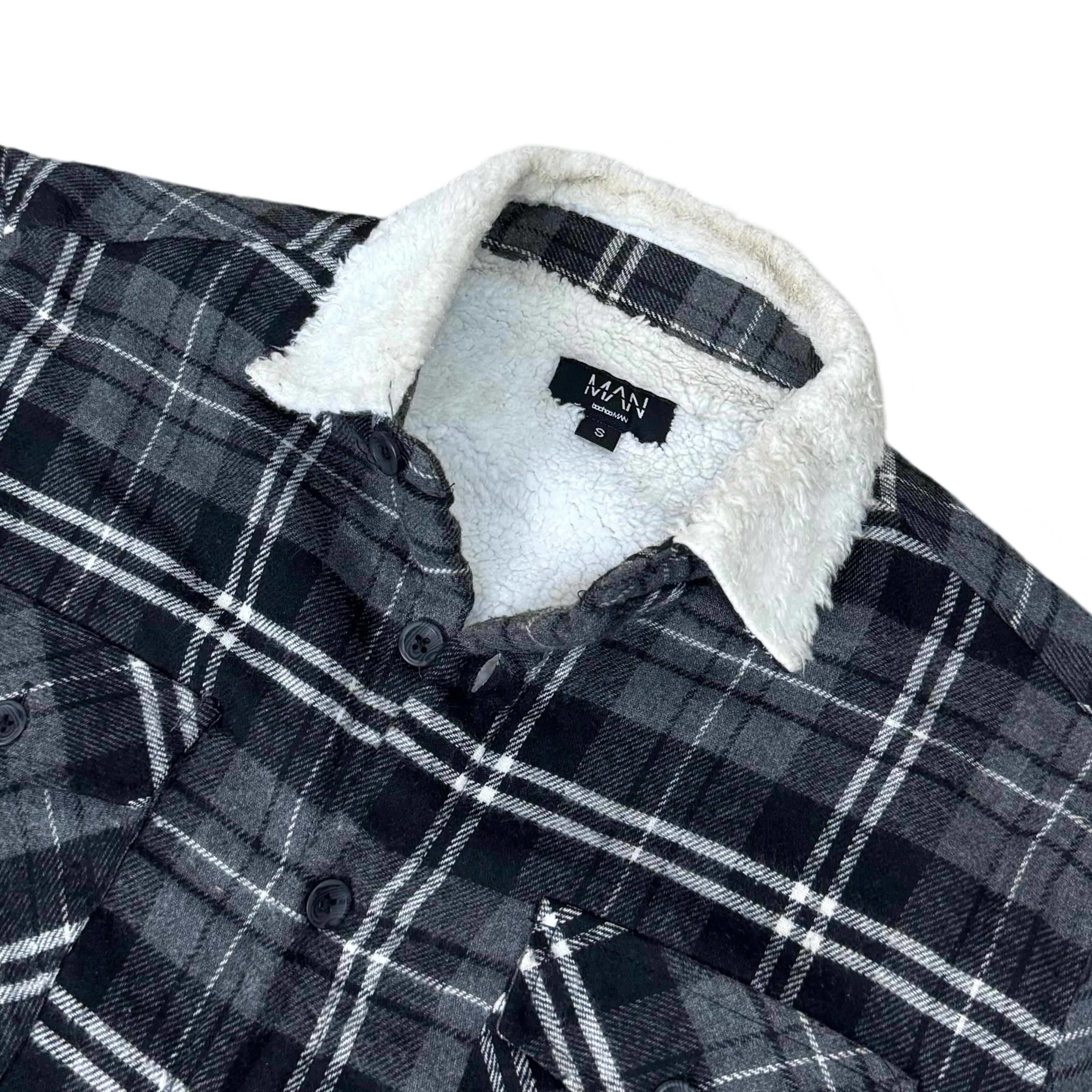 Boohoo MAN Black/Grey Check Faux Shearling Overshirt | Small