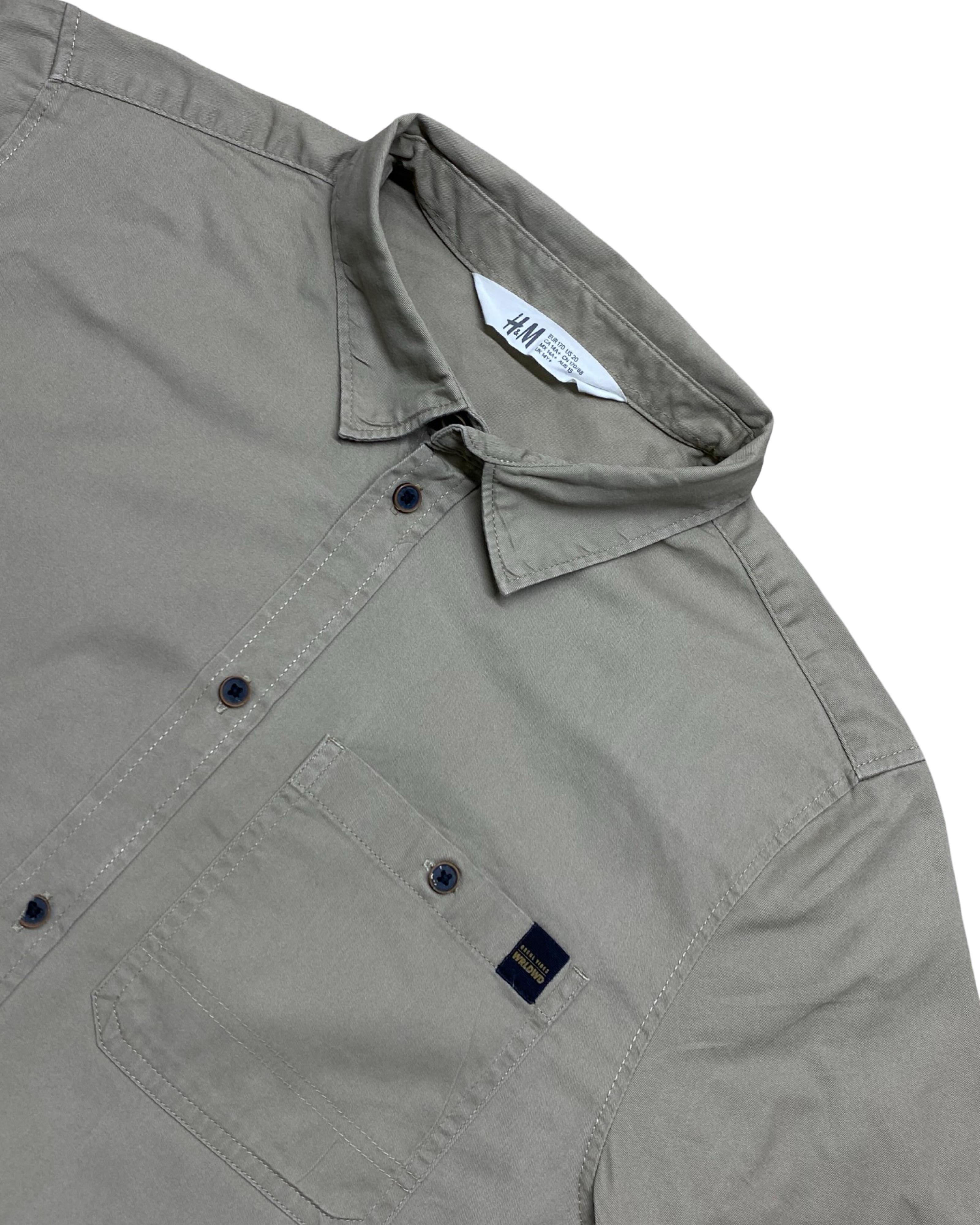 H&M Gray Short-Sleeve Shirt | Small | Chest 19.5”
