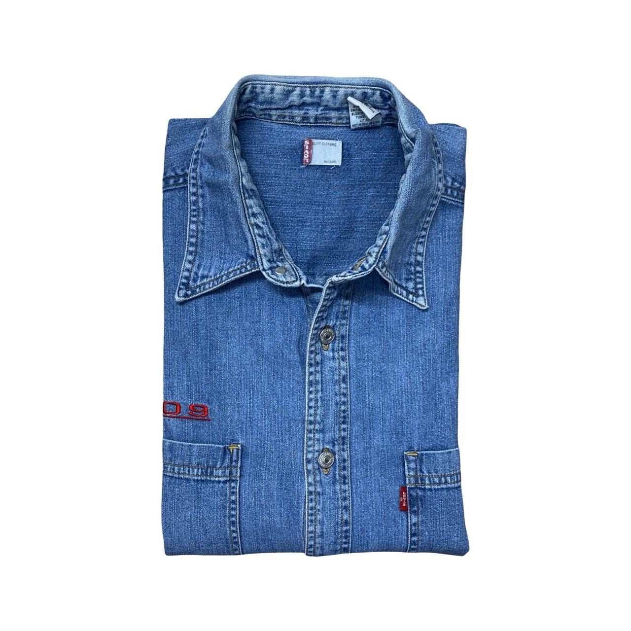 Levi’s Denim Shirt | Large | Chest 24.5”