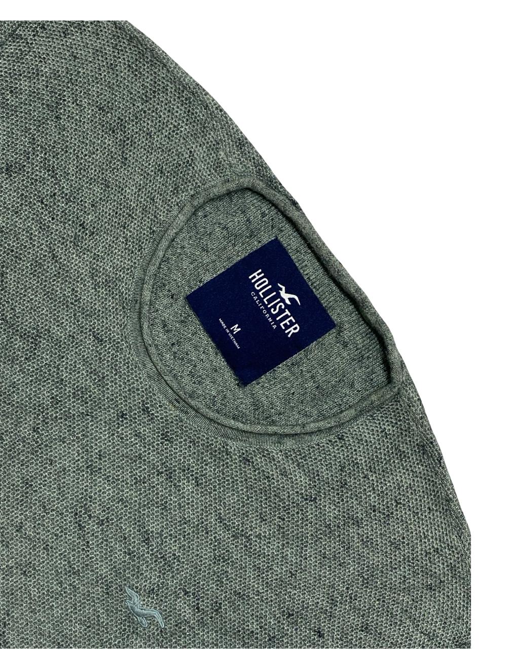 Hollister Gray Textured Knit Tee | Size Small | Chest 19”