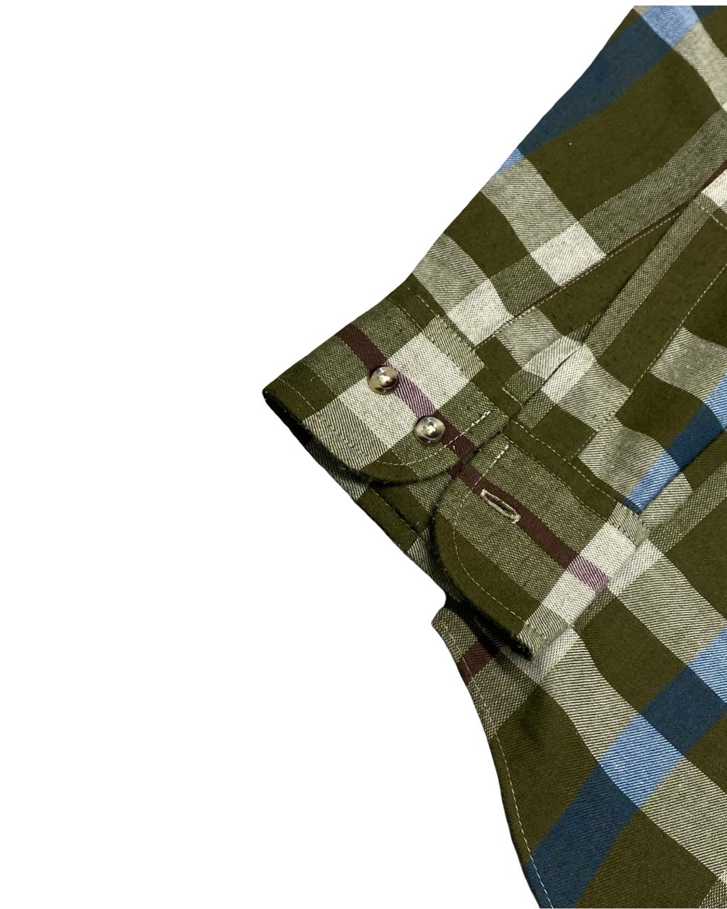 Lee Olive Plaid Button-Up Shirt | Size Small | Chest 20”