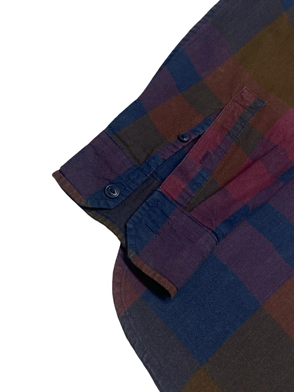 Levi’s Vintage Plaid Button-Up Shirt | Size Medium | Chest 22.5”