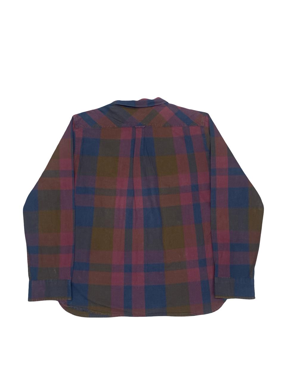 Levi’s Vintage Plaid Button-Up Shirt | Size Medium | Chest 22.5”