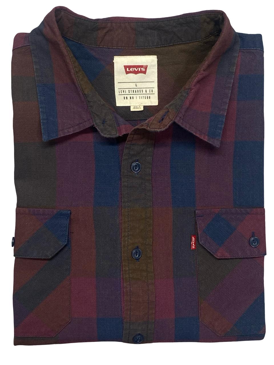 Levi’s Vintage Plaid Button-Up Shirt | Size Medium | Chest 22.5”
