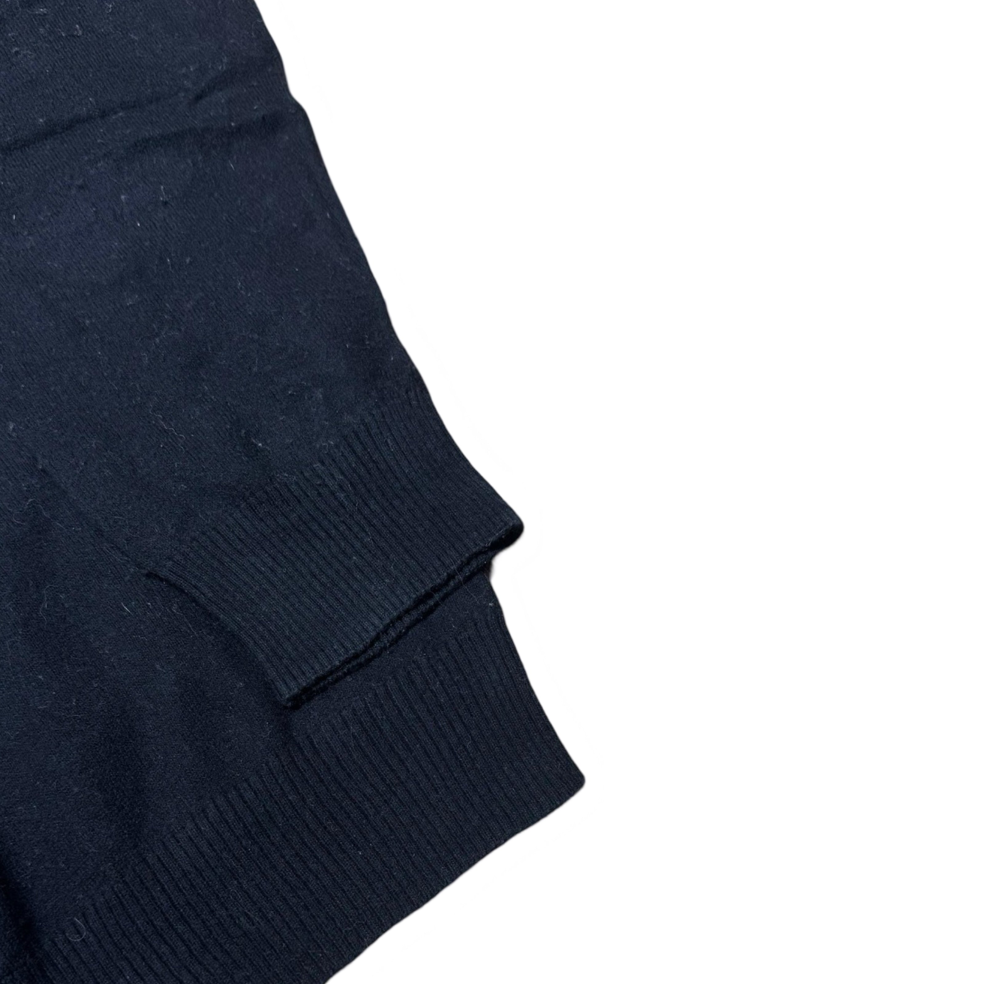 Lyle & Scott Black Crew Neck Sweater | Large