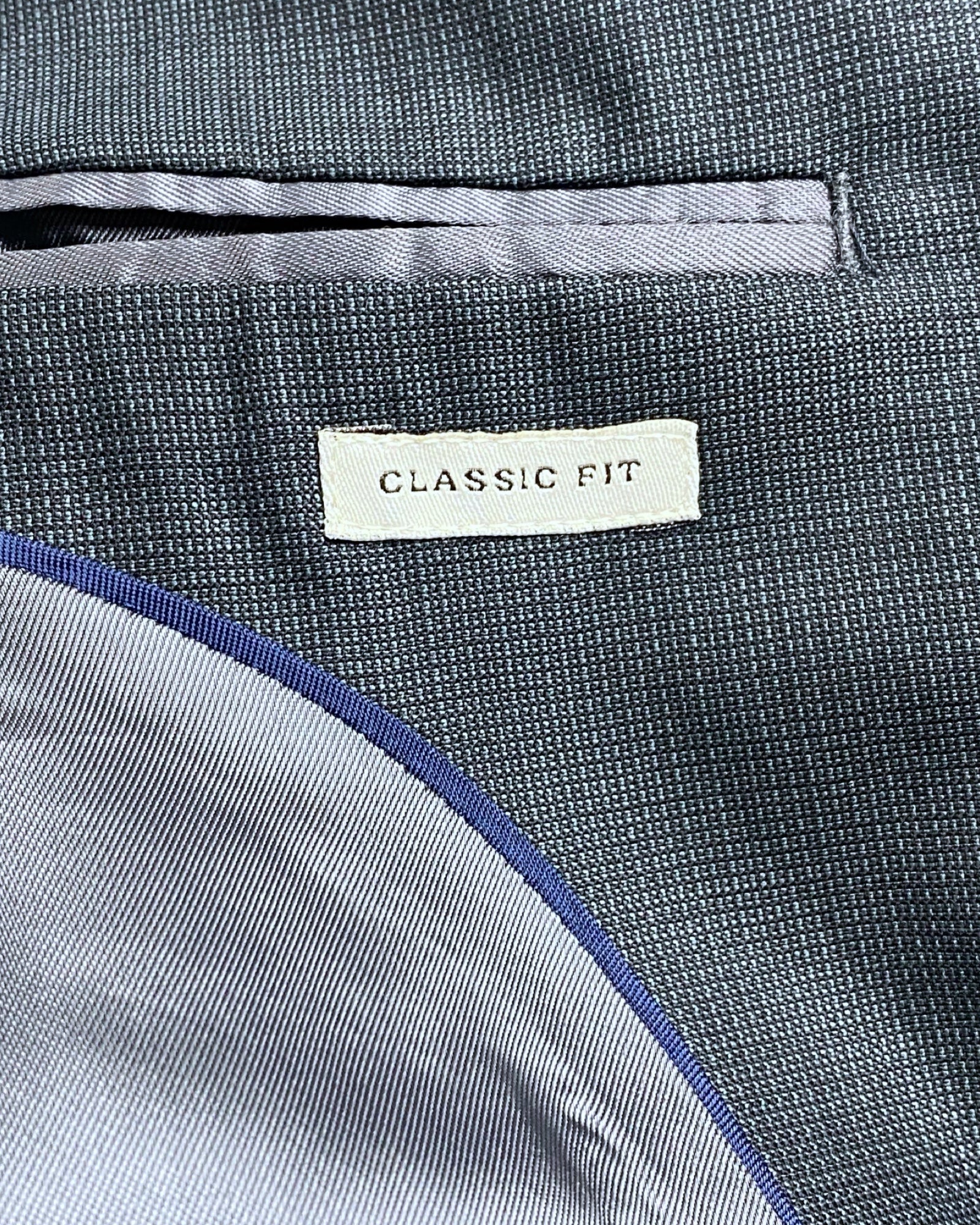 Zara Man Classic Fit Textured Charcoal Blazer | Chest 20.5” | Size 38 (EUR 48)